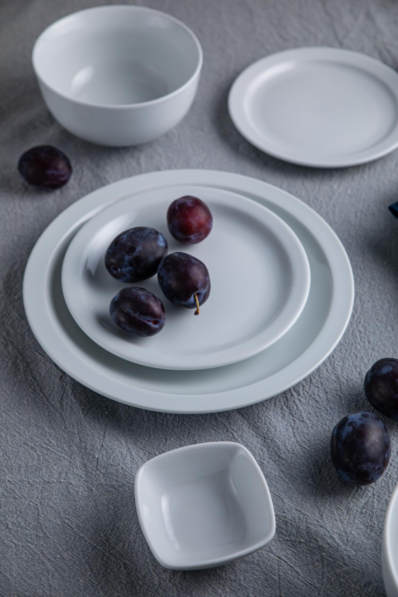 Gotowe danie w ceramicznym naczyniu